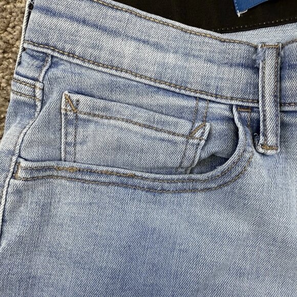 Old Navy Men's Slim Fit Straight Leg Light Blue Stretch Comfort Jeans - Picture 3 of 10